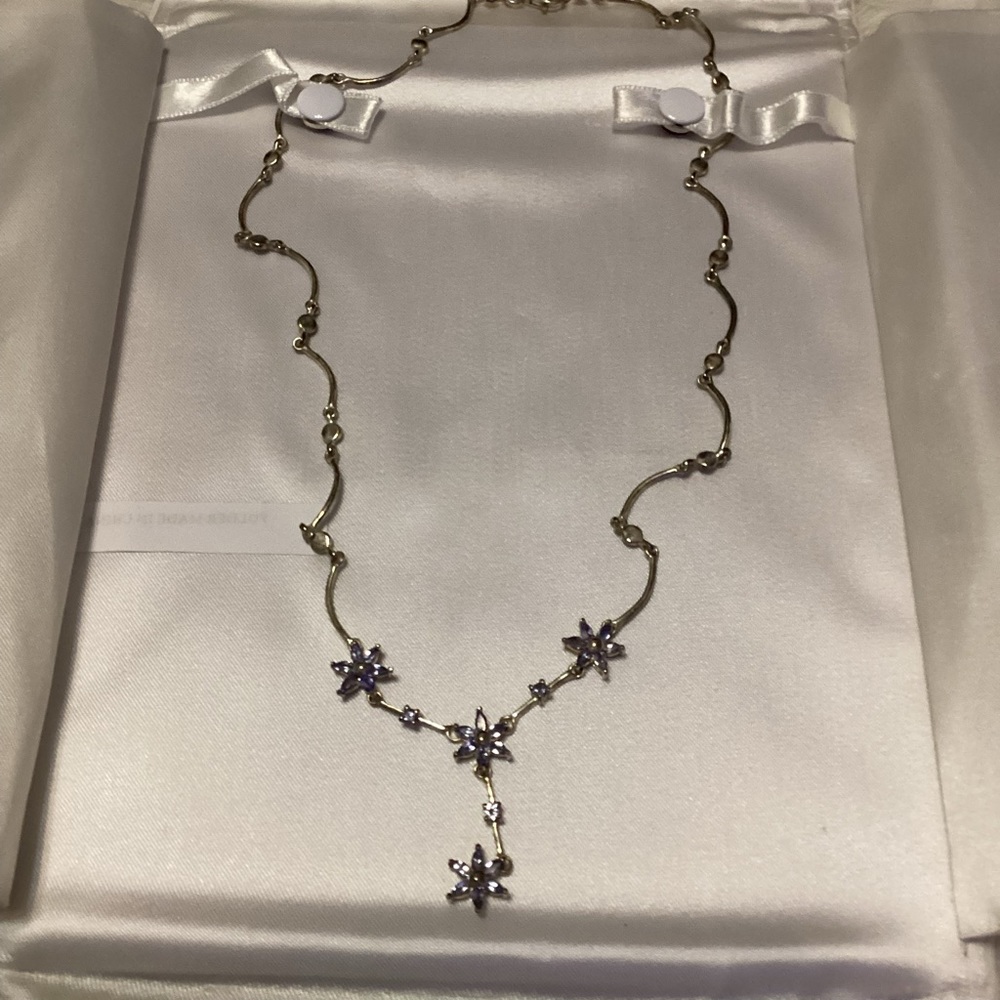 Tanzanite Flower Necklace - Picture 11 of 14